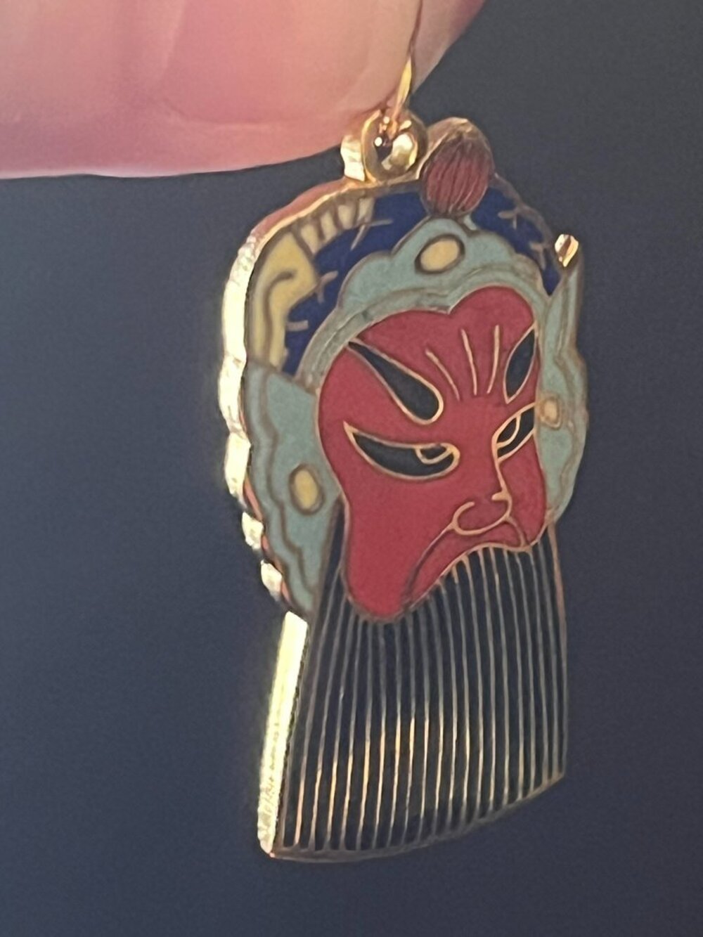 🎭Rare Vintage Enamel & Brass Chinese Opera Mask Pendant Set – Orig Brocade Box - Picture 10 of 16
